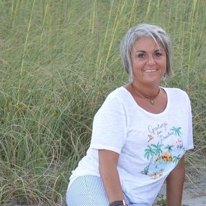 Meet your Posher, Cindy